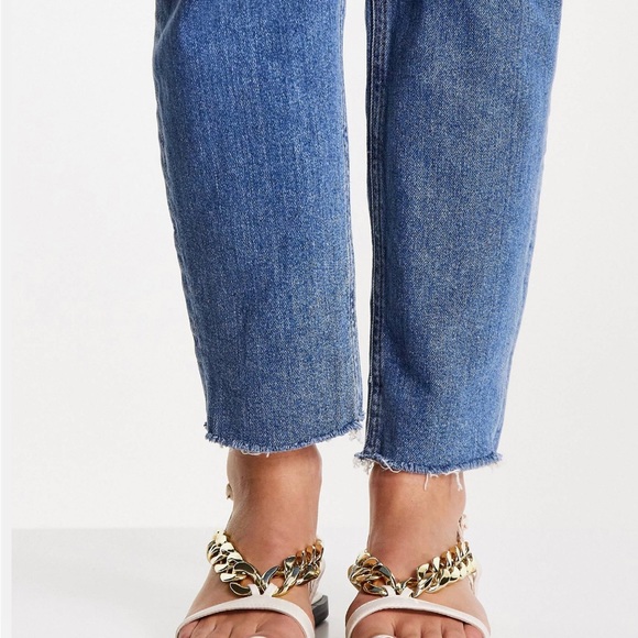 TopShop Penny Chain sandal in off white - Picture 4 of 6